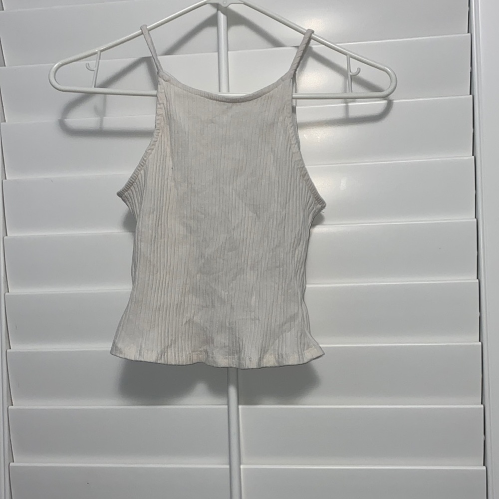 white tank